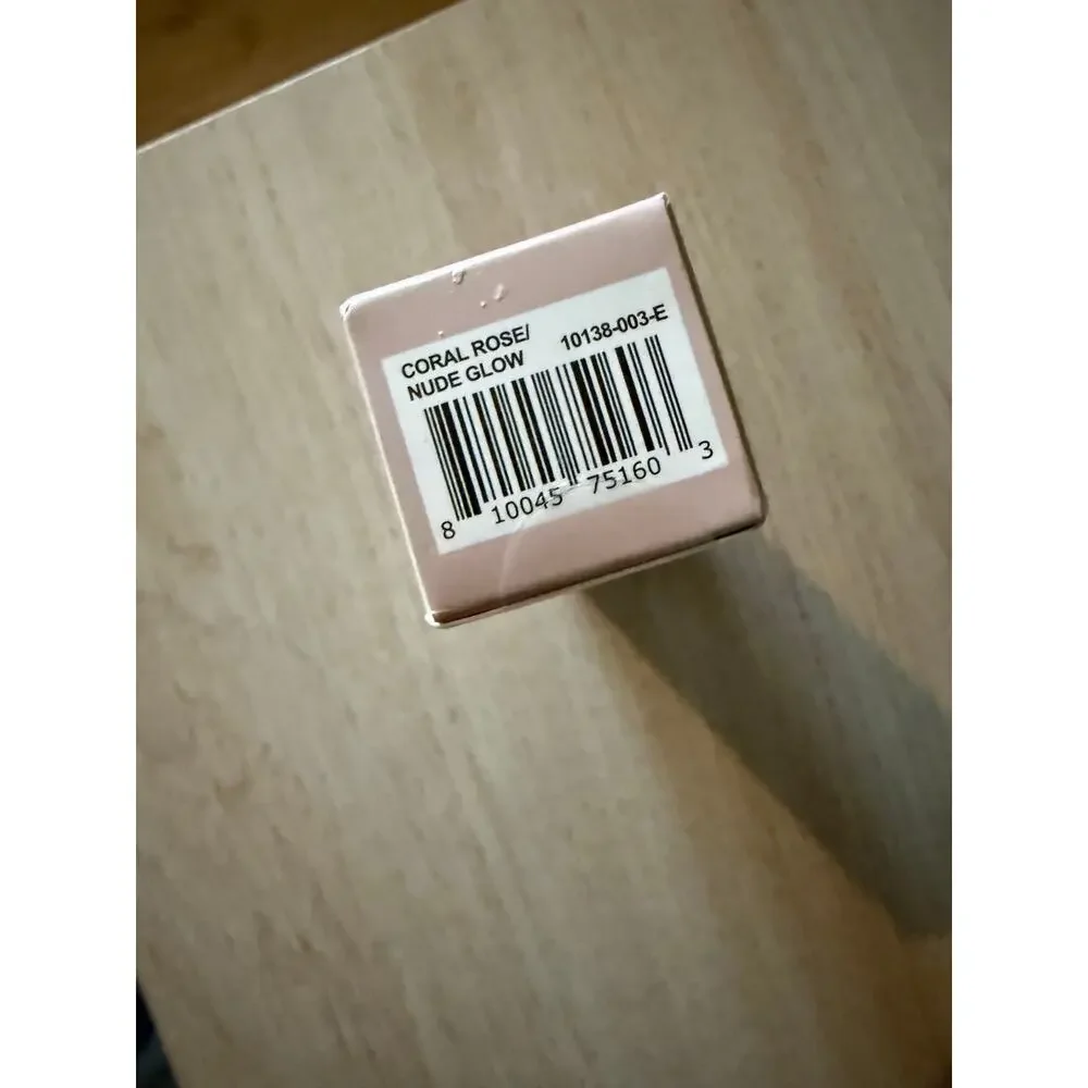 $38 New Wander Beauty On-the-Glow Blush and Illuminator - Coral Rose